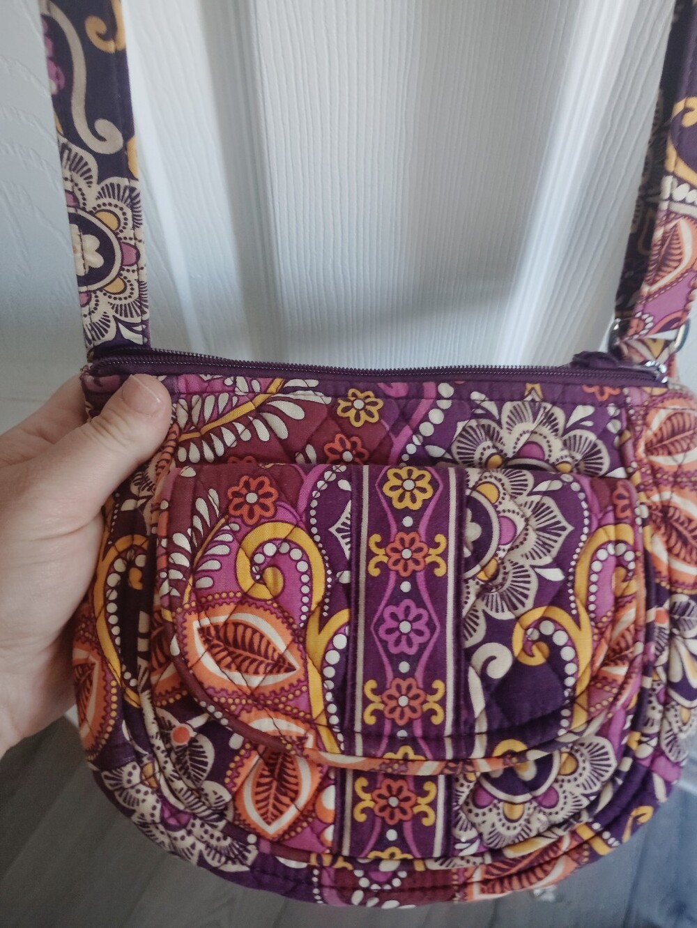 Quilted Floral Sm Purple Pink Paisley Crossbody EUC Vera Bradley Safari Sunset